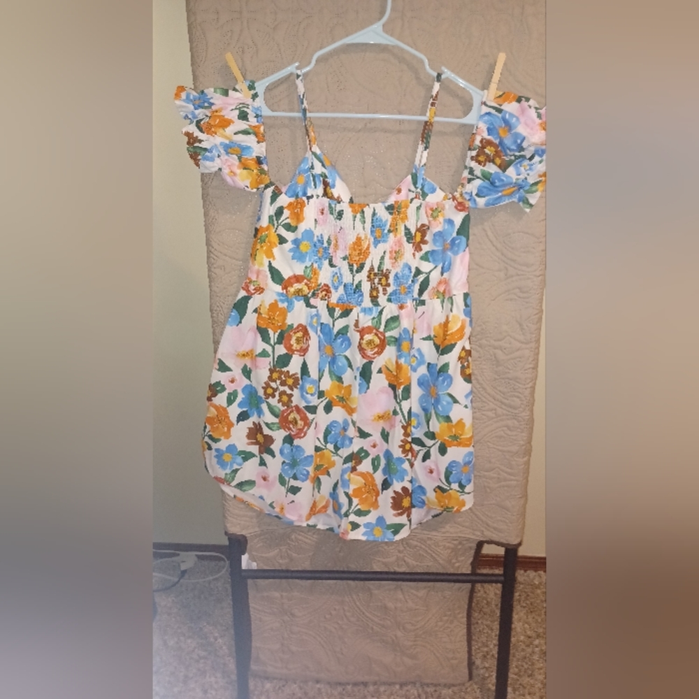 Romper - Picture 3 of 3